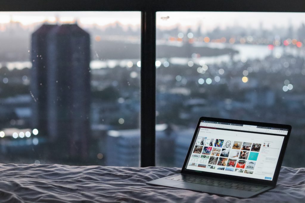 beneficios de la ley de start-ups a los nómadas digitasles