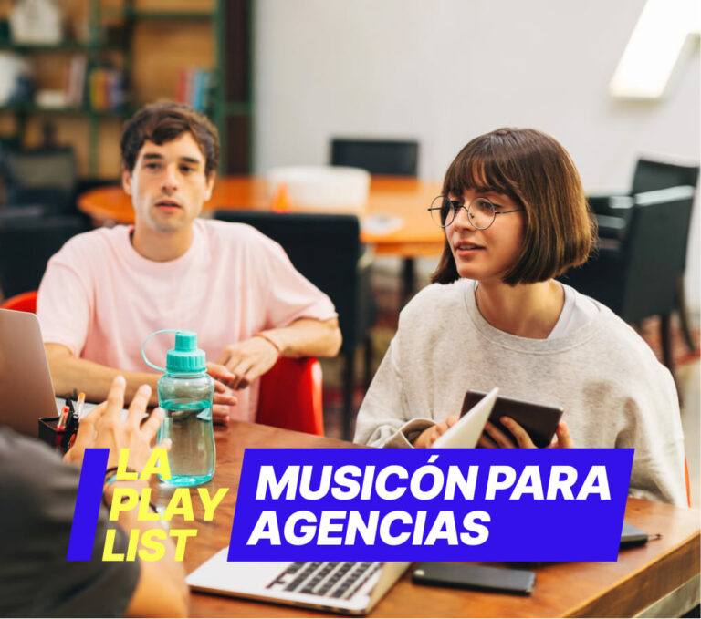 La Playlist, Holded