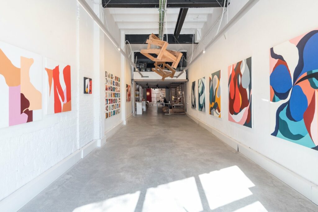 Exposición 'Del color a la forma' de Juan Sesé en La Plataforma