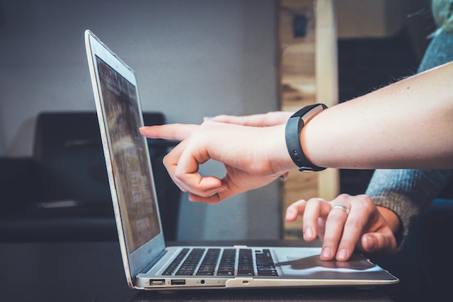 Cómo crear una página web para una asesoría
